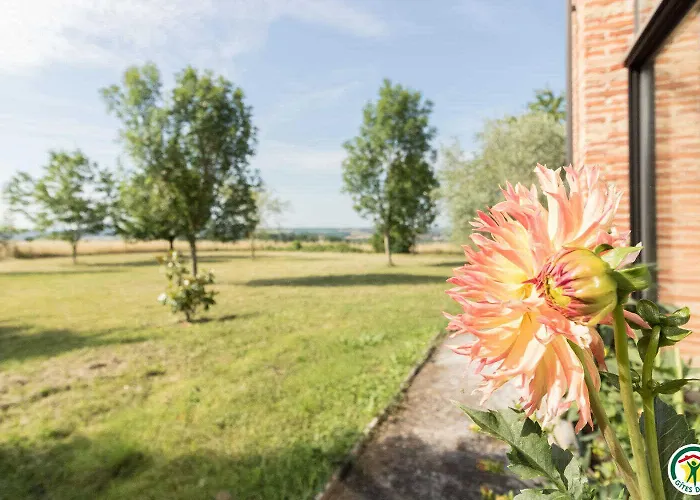 Hébergement de vacances En Sales *