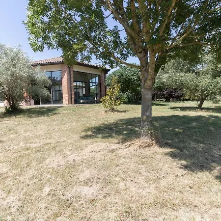 En Sales Feriehus Saint-Jean-Lherm